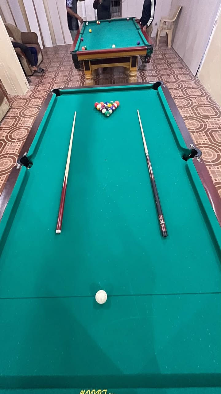 🎱 للبيع بليارد

بليارد للبيع، حالته زينة وجاهز للاستخدام 👍
💰 السعر 600 ألف دينار فقط

للتواصل ع رقم 
+964 787 058 2035

