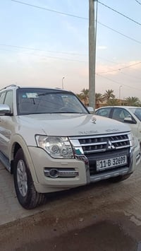 باجيرو سبورت • ٢٠٠٩ • قطعة وحدة