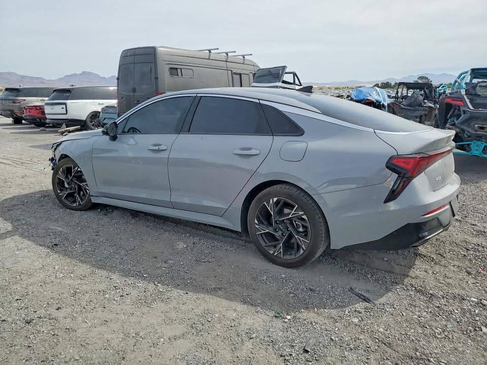 K5 GT_LINE 2025
اسبوعين وتوصل للعقبة اريد ابيعها بـ 164

امانة الله بنفس سعر الشراء من الشركة وصولاتها موجودة والشركة موجودة بس وصلت قبل ماكمل معاملة الشهداء ومادبرت فلوس الكمرك والرقم الي يريدها يراسلني او يتصل بيه 
*********** السيارة حلو حادثها وراسلت اكثر من سمكري ميصير بيها قطرة صبغ فقط بارد او pdr
