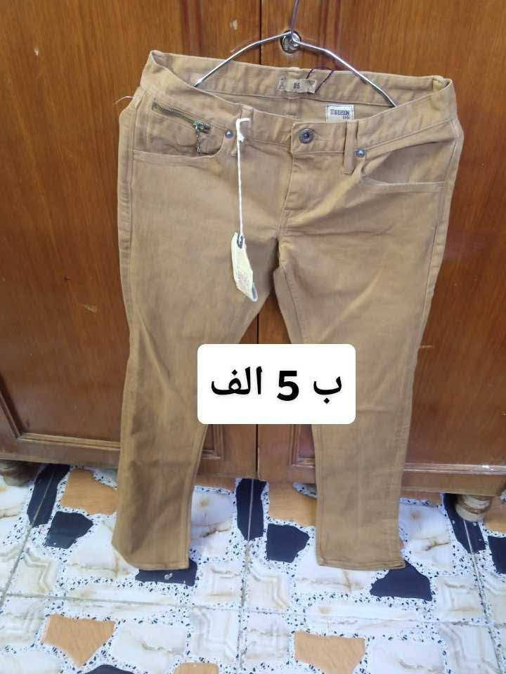 البيع

نص مكتوب في الصور:
- 360 SAMSUNG 128 EVO
- Button Instruction Front HD confirm / Video Power / Back Up key Right / Switch Left / Setting Down Key 2.0 Inch HD IPS Please Remove The Screen Protector Before Use.
- ب 3 الف
- ب 5 الف
