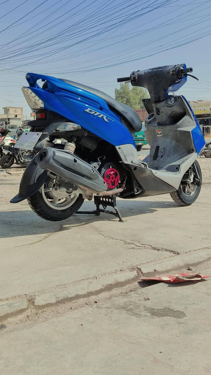 سلام عليكم دراجه جيتي ار بلاديه ختم واحد وي لمكينه دراجه حلوه بمعنه الكلام دراجه ما عوزه أي شي ال عنوان فلكت حي لنصر ال ستفسار ***********

