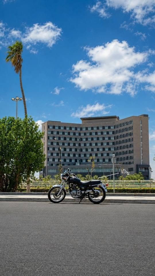 السلام عليكم ...
فولتي مكينة 250cc 
دراجة نادرة وحلوة 
مكينة قوية 
الدراجة بيها وصل 
اذا عجبتك اتصل بس لا تكسر بالسعر اذا مو شراي 
اي ملاحضات عندك بخصوص الدراجة ترجع ... 
وشكرا جزيلا 
***********🤙🏻
السعر        -       -      -      مليون ونص عمارة, ميسان
