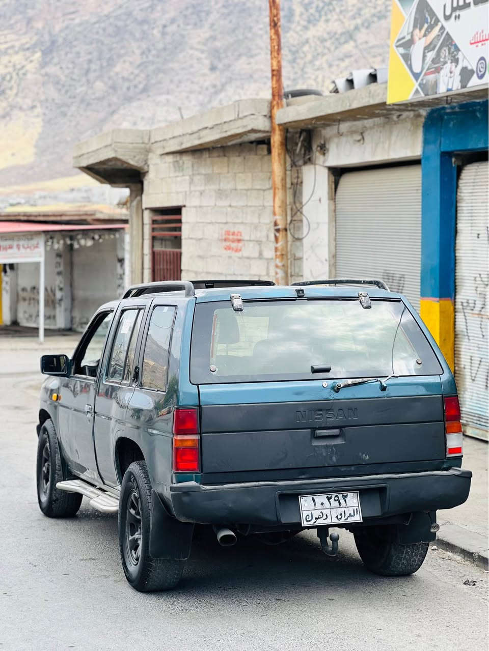 نیسان پاسفندەر دەبل اکسل گیر مەکینە بەشەرت مەکینە مزبوت مەکینە زور بە قوەتە ٦پستن خازو بەنزین دینار مەسروفی تیدانیە سەنەوی اسلی بسس اوەلیات ٢٢ وەرەقە *********** واتساپ أربيل, العراق
