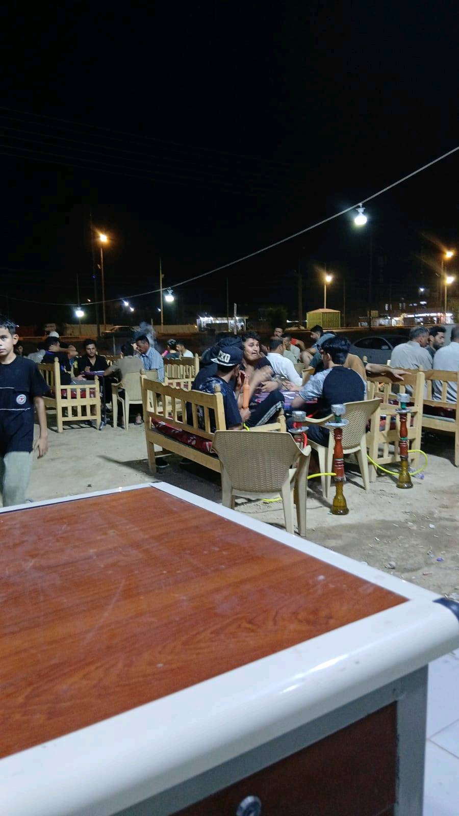 سلام عليكم 
كوفي للبيع مجهز من كل المواد والاغراض مابيها اي نقص عنونها الحكيم شارع العماره قرب شارع الحولي وقرب حسينية ابا الاحرار مع ملحقاتها شاشات ومجزه من كل شي للاستفسار اتصل بل رقم وبيهة مجال للشراي ***********