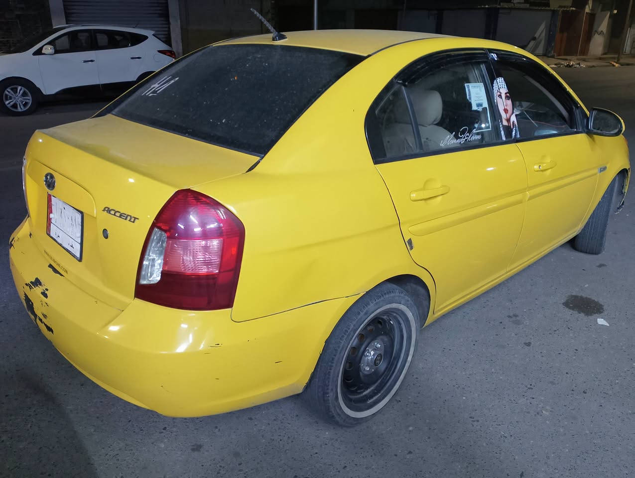 السلام عليكم 👋 
اكسنت دبدوب 🚕 وارد كوري 🙋 
موديل 2009👋 رقم بغداد الماني 🙋 
مشروع وطني 👋 هيئه وغرامة صفر 🚦 
بدون كاربون بانزين ⛽ شرط التحويل 🚦 
محرك 16 محرك وكير شرط 👋
طخم تاير طخم امامي خلفي جديد 👋 
📢ظررها جاملغ امامي اليمين وبدون دواخل شرط وكدام العين 👀 
🛑#السعر 75$💸وبيها مجال 
#العنوان #الموصل #موصل_الجديده قرب جامع الايقظه شارع البطاريات 
🛑 1️⃣ اوقات العمل🕰️الاتصال من الساعه التاسعه صباحا الى الساعه العاشره ليلا🛑
🛑2️⃣بلتلفون قفل ماكو تعال ودفع سعر اليعجبك 🛑
#مكتب_ارض_السلام #لبيع_وشراء_السيارات 
🛑 #باداره/ سلام الراشدي 
***********📱كورك 📞
***********📱اسيا📞
