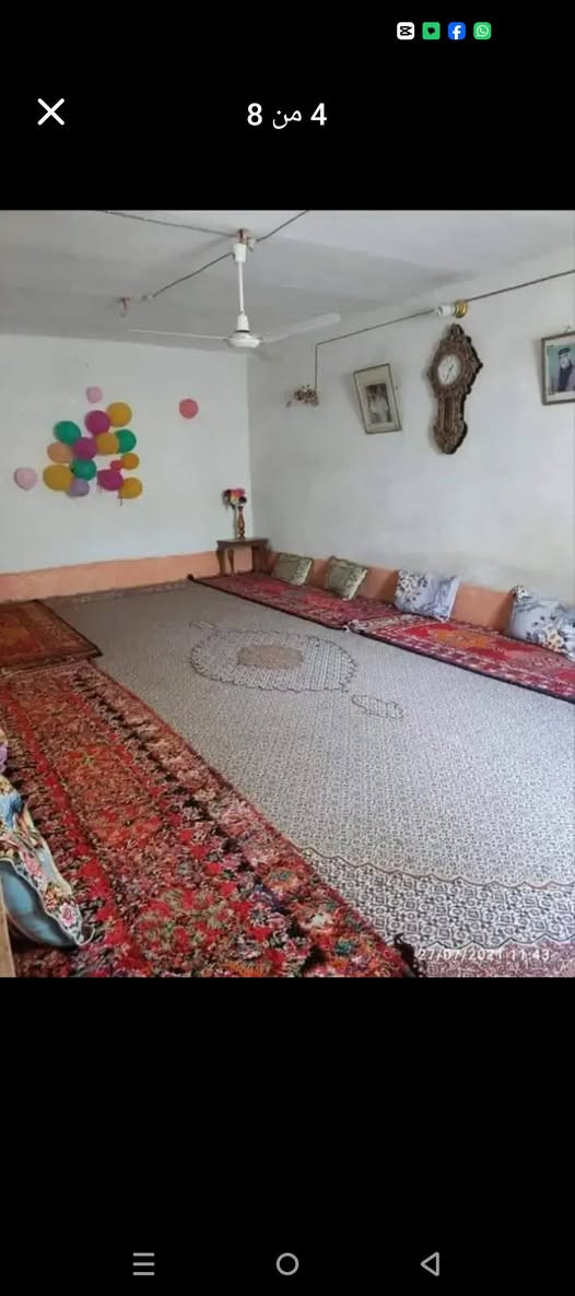 بيت لبيع المساحه 371الواجه 13ونص يحتوي على ٣غرف نوم وهول واستقبال مع مشتمل حي اليرموك السابعه السعر 250 مع المجال بيع مستعجل  رقم صاحب الدار ***********
