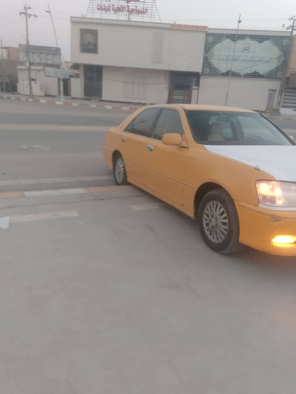 سلام عليكم من رخصت ادمن
ملكه مديل 2003
مواصفات 
لختصر كلام موصفات مبينه 
رقم احمر سياره وكاله ثاني يوم وكاله بورقه راعيه يسوي 
دوشمه اربع سماعات ومضخمات اثنين اكلوبات بيبان شغاله تنته نضيفه بور كاردن تخم تاير ويل نجمه جنطه كهربائي 
مابيه ضربه كصه قماره عوزه صدر بوجهك على باب لله تبريد فقط غااز اكرر فقط غاز مكان ناصريه راسلني خاص وتدلل 
مستعجل على بيعه سعر 26 وبيه مجال للعزاز

