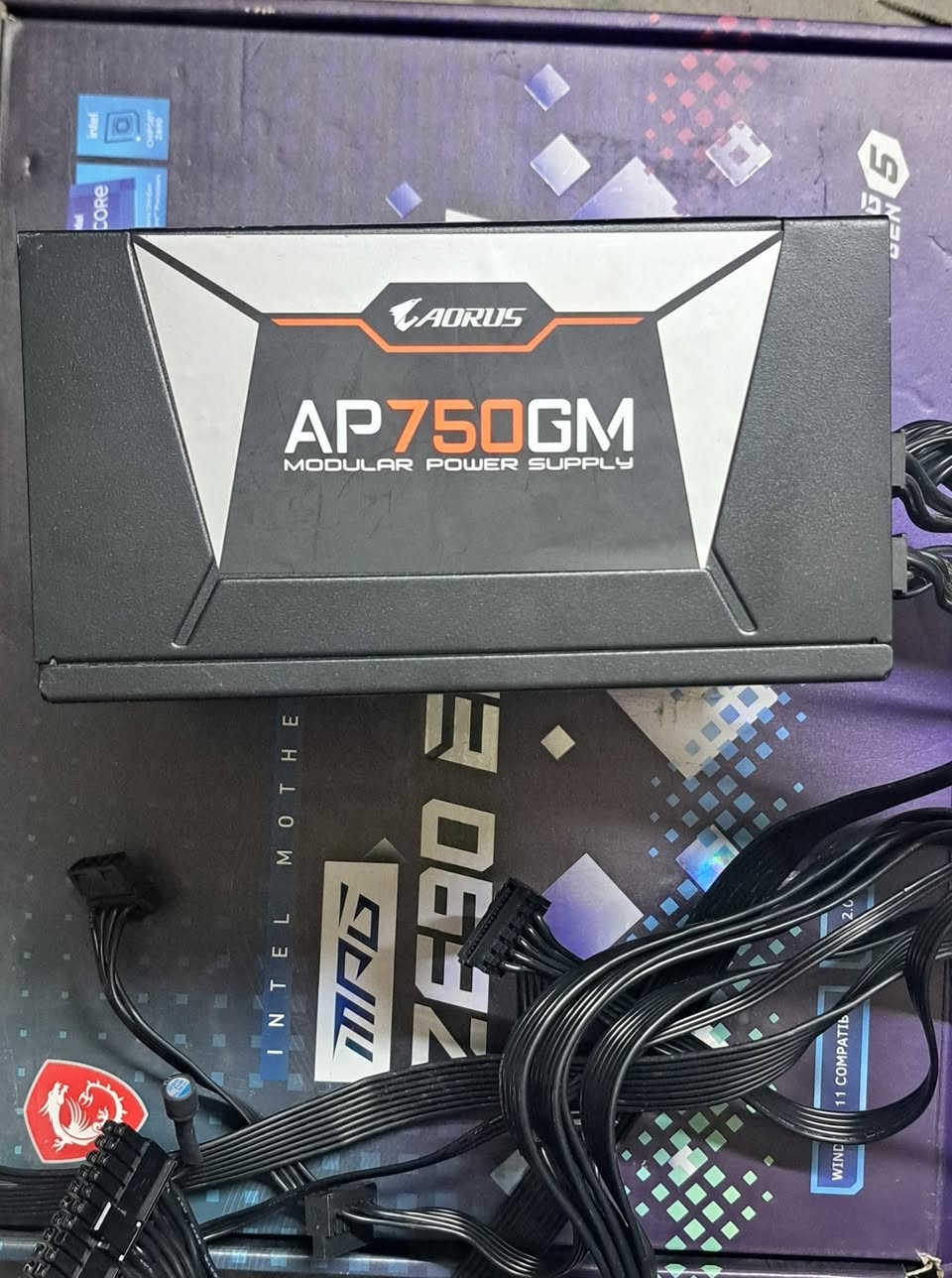 السلام عليكم

مذربورد msi z690 edge wifi ddr5 

يشغل جيل 12-13-14

بورسبلاي AORUS P750W 80+ GOLD Modular 

شغالات وعلى الفحص

السعر للقطعتين ٣٠٠ الف

رقمي ***********

بغداد لايوجد توصيل
