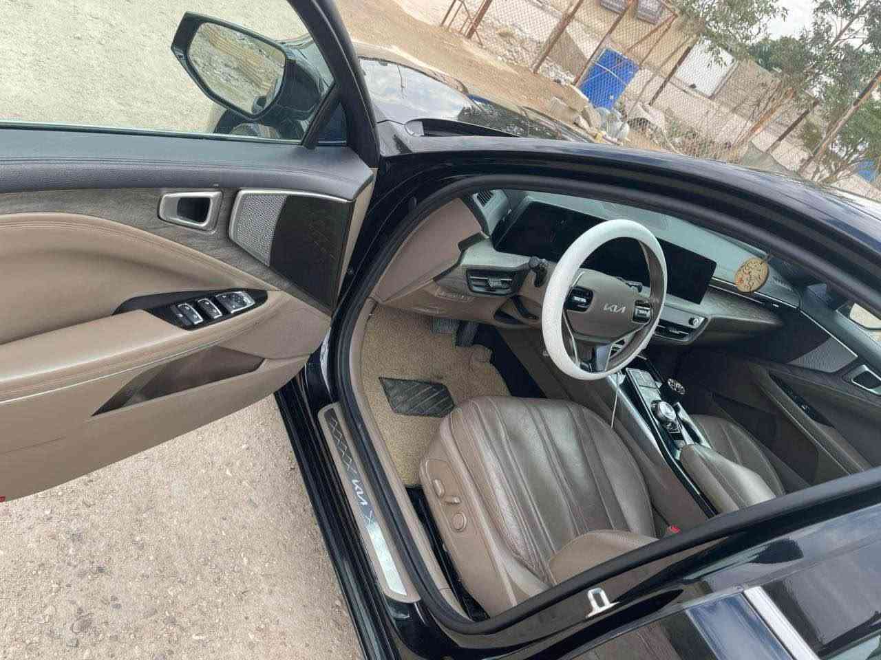 كيا ايت موديل 2022 
هايبرد / رقم اربيل

 فقط صبغ شبر
الباقي كفاله عامه من الضربه
السعر 220 بيها مجال
فول مواصفات عدا البانوراما
صاحب السياره / البصره
***********
*********** البصرة, العراق
