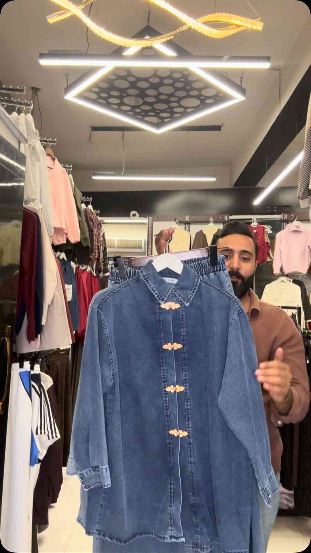 سوت جينز • مقاسات ٣٦-٤٤ • بابل المسيب