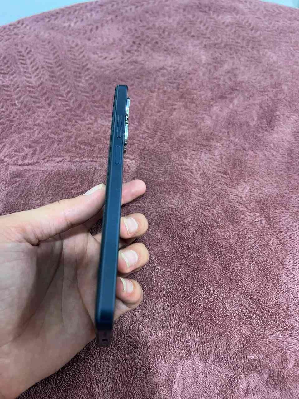 السلام عليكم جهاز ريلمي c55 للبيع نضيف شرط مابي اي عيب ذاكره 256 رام 16 بطاريه 5000 السعر 150 وبي مجال الرقم ***********
