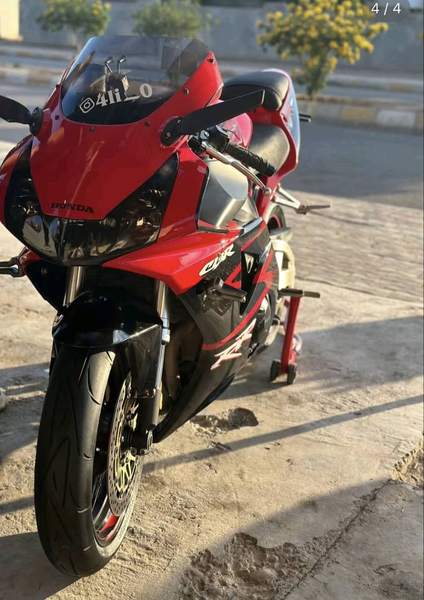 سلام و عليكم
للبيع فقط✅ Cbr 954 موديل 2007

مكفوله كفاله عامه كير مكينه كفرات 

جديده كلش الدراجه بلحقيقى احلى منل صور عليهه ادامه كامله من دهن موتل و تايرات و بلكات كلشي جديد وماناقصها اي شي

(مكان الدراجه ديالى خانقين)

سعرهه 30و بيهه مجال للطيبين ❤️

   (***********)
