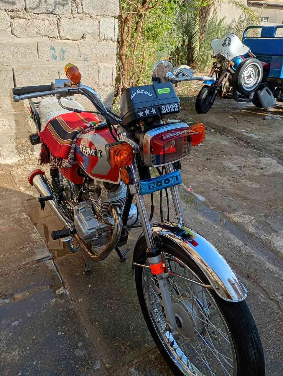 متاح دراجه اربعه كير موديل 22 دراجه اصوليه وبلاديه دراجه بل اوراق لون ابيض سعر 950 وبيه مجال للسراي تراي اتصل او خاص ***********
