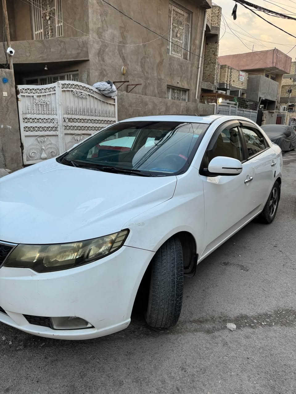 سيراتو ٢٠١١ • محرك ١٦٠٠ • مشيه ٢٦٠ الف