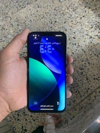 عندي ايفون 13 برو ماكس للبيع سعره 300وبي مجال الاتسفسار 07711850212