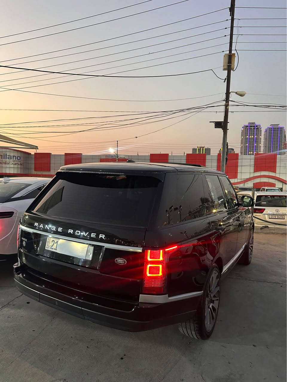 Range rover vogue 2016
ڤۆگ 2016 HSE سفری شەریکەی سەردار (زەمان)بێ بۆیخ و سارد هیچی نییە V8 تەنەفوس تەبیعی مەکینە مەرغووب
مواسەفات فولە.... 146،000 ڕۆشتووە نموونە لە تازەیا سەنەوی تازەیە تایەی تازەیە بەناوی خۆمەوەیە لەسلێمانیم 285 گەڵاو مەجال 

***********
*********** السليمانية, العراق
