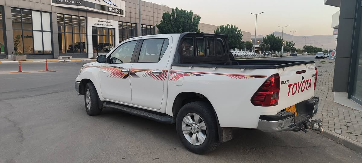 هايلوكس • ٢٠١٦ • ١٠٩٠٠٠