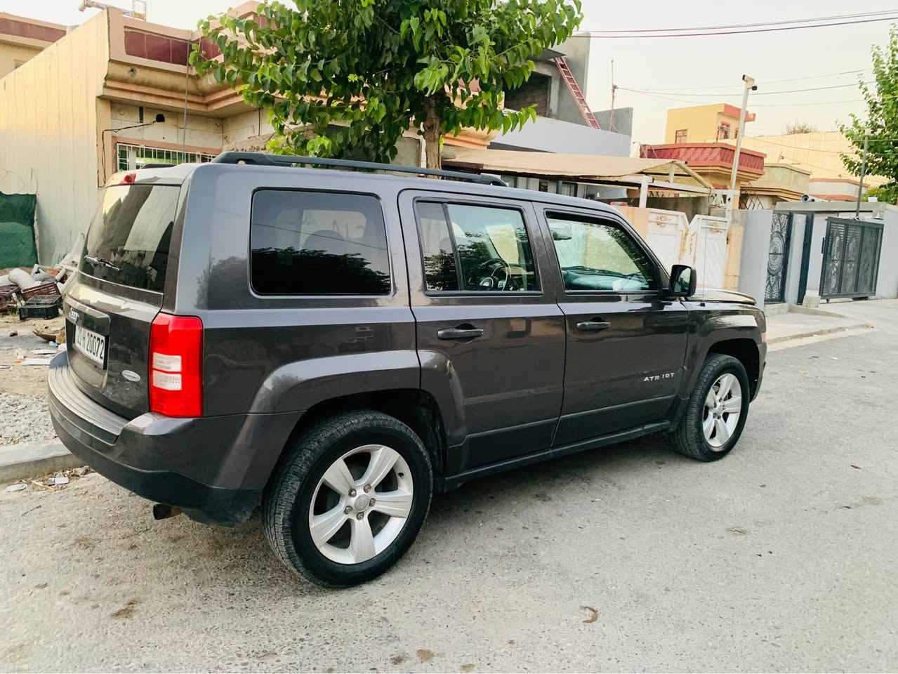 Jeep PATRIOT 2017
بۆ فرۆشتن یان گۆڕینەوە

جێپ پاتریۆت ٢٠١٧
مەکینەی ٤ بستۆنی ٢.٤
رەقەم سلێمانی تا ٢٠٢٨ تازەیە 
هەموو گیانی بە شەرت گێڕ مەکینە بەشەرت
تەقە و رەقە دەعامی بۆ دەعامی بەشەرت 
سێ پارچەی بۆیاخە بێ ناوگرتن .
بۆ زانینی نرخ نامە بنێرە یان تێل بکە
***********
‎*********** ڤایبەر واتسەپ Singapore
