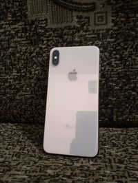 آيفون XS ماكس • بطارية ٧٠٪ • تك سيم