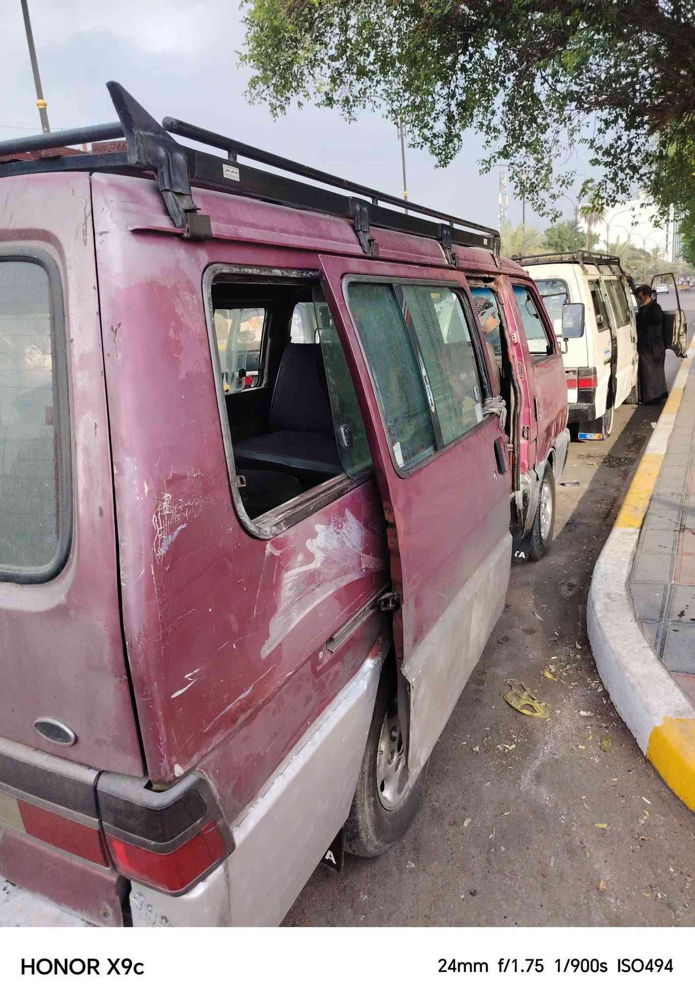 كيا بسته • ١٩٩٤ • عليها مجال