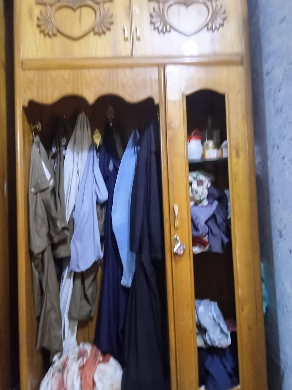 ✨ غرف نوم مستعملة بحالة نظيفة ومرتبة ✨
غرف مستعملة بس نظافتها تفتح النفس 😍
حالة حلوة وأسعار مناسبة 💕
مناسبة للي يريد يجهز بيته بسعر اقتصادي.
📩 للاستفسار عن الأسعار والتفاصيل راسلونا خاص
🚚راسلونه خاص واتساب #***********
#للجميع
