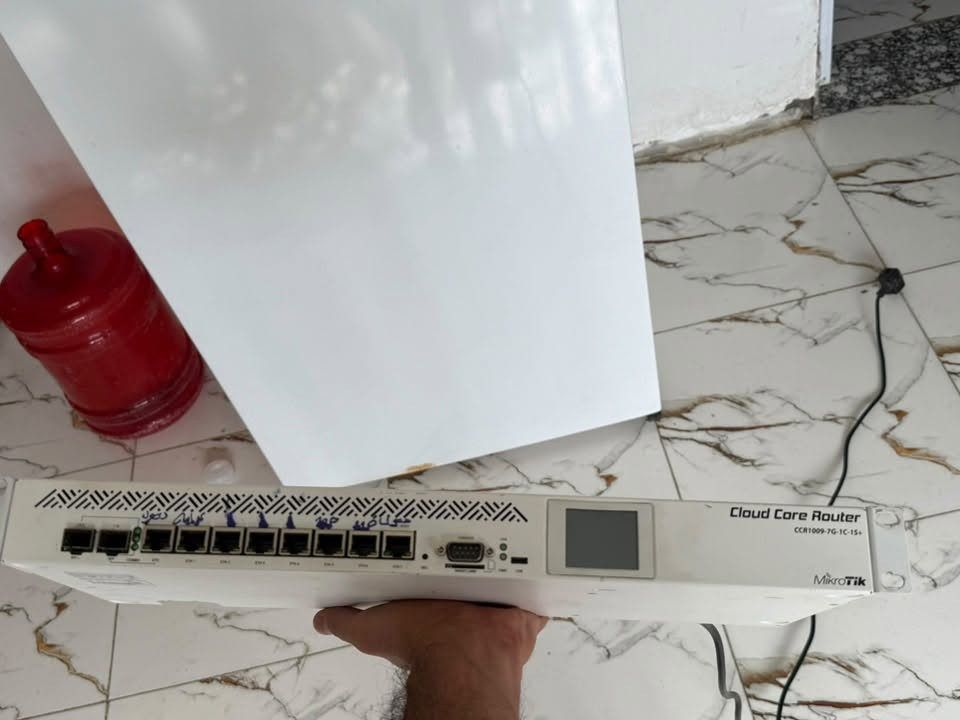 السلام عليكم
مايكروتك  1009 بلص 10g  دبل بور أخو الجديد سعر 500 الف

الجهاز نضيف كلش الك بيه ضمان اسبوع

للتواصل وتساب اول اتصال ***********
