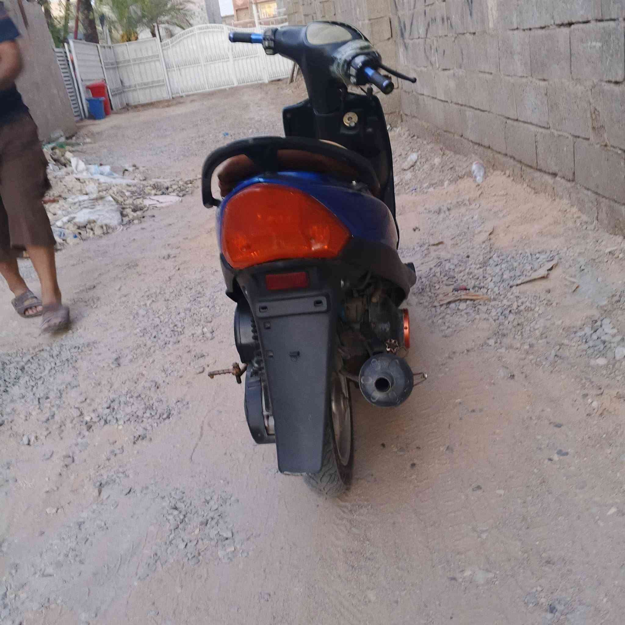 سلام عليكم دراجه ماكس عدلة البيع بوشة ٤٩بلادي ما مفتوحة كفالة وبيه اوراق اصوليه ختم عل الكفرات ختم شاصي كاملة مكملة سلف هندر اشاير بك لايت لايت زنون خير من الله نقص صلنصة طاكه الفلاتر بيه ويل نجمة وقبك فلاين وقطرة دهن رياضي مكاني بغداد قرب جزيرة بغداد السياحية تفاصيل ***********
