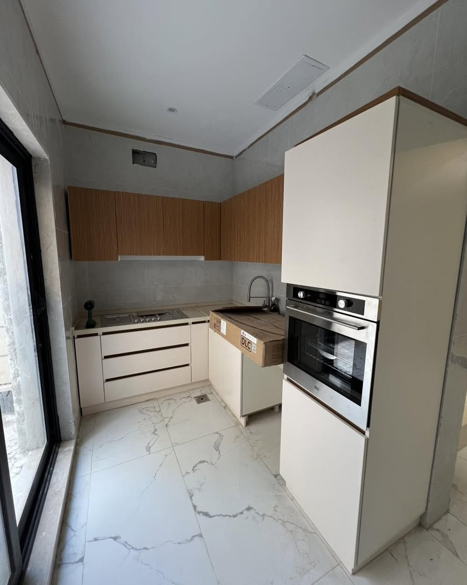 تم تجهيز بيت المهندس عبد الحميد من مطبخ حار وبارد وغرفة نوم مع درسنك روم و وغرفة نوم شبابيه وميز TV ولوندري مبروك عليهم ان شاءالله 
شركة اوبلو للمطابخ نصمم وننفذ
مطابخ ، غرف نوم ، غرف ملابس ، ديكورtv , تغليف جدران ، ديكورات داخلية متنوعة ، اثاث

📞 تواصل معنا الآن واحصل على تصميمك الخاص 
موقعنا : تكريت _ الزهور. _ قابيل معهد الفنون

***********
