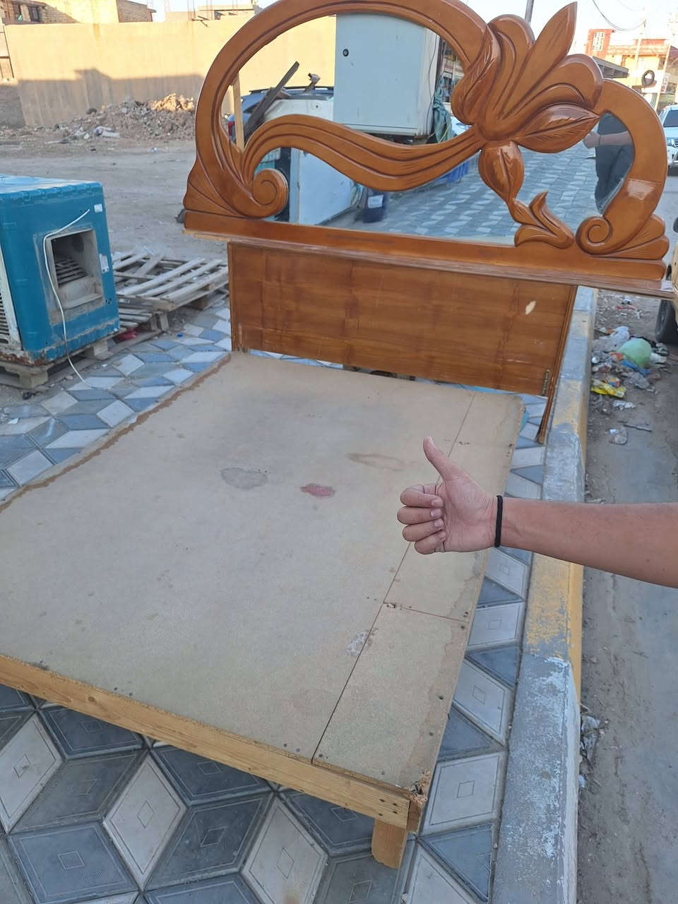 السلام عليكم...
غرفه اخشاب عراقي كنتور ست ابواب مع ملحق
مع جميع ملحقاتها
الكنتور نضيف بس باقي الملحقات مو كلش نضيف
بسعر ١٧٥
الغرفه كامله بسعر الكنتور
الصويره شارع السبيس مقابل حسينية ائمة البقيع
***********
