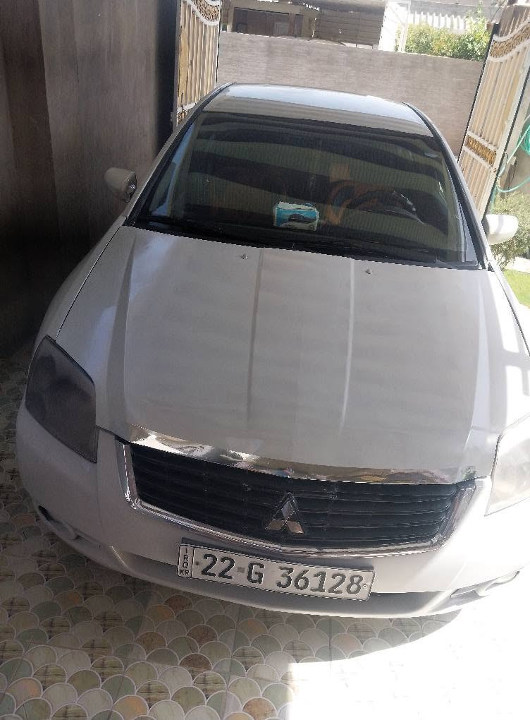 مسيوبيشي كلنت موديل ٢٠٠٩ السعر ٦٢ وبيها مجال *********** بغداد, العراق
