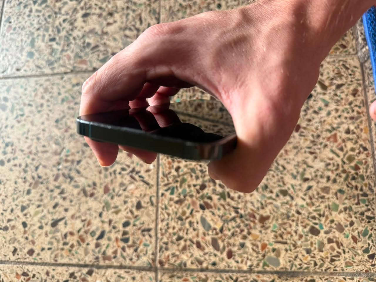 ايفون 13 برو ماكس ذاكره 256 بطاريه74
مستبدل شاشه اصليه جهاز  نضيف
شاصي  يردله ضهر كامره سلفي فقط
فيس ايدي شغال كله شغال السعر 380 نهايته
 قفل  شراي يتصل ‭***********‬
مكاني بغداد
