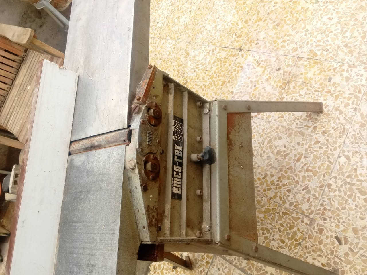 رندة دبل نمساوي نظيف شرط شغل السعر 350  المكان كركوك
الاتصال على الرقم فقط ***********
