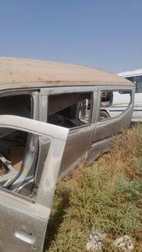 قطع غيار • ليفان • ٧ راكب