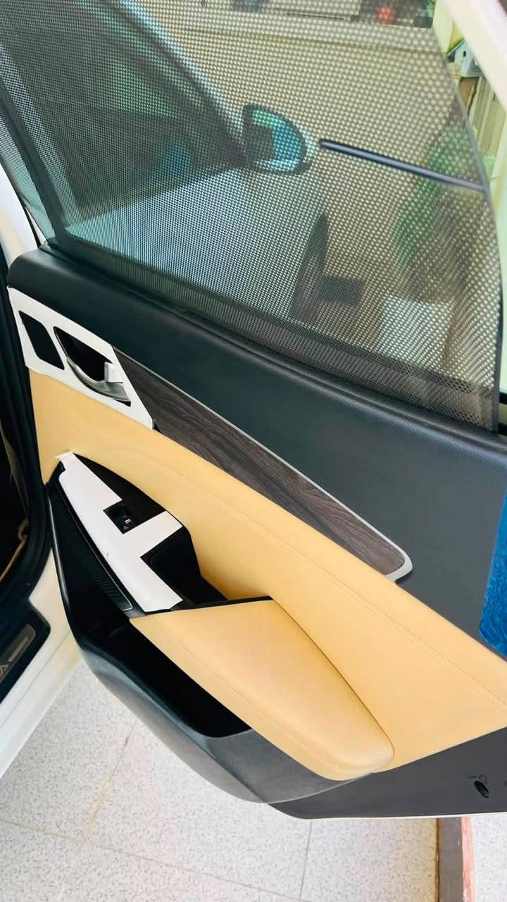 كيا كادينزا2020
رقم   بغداد تحويل مباشر 

السياره ماشيه 92.000

مكينه 6 سلندر 3500

مواصفات 

بصمه و دخول ذكي

لايت زنون ٣ عدسات 

 بانوراما

شحن وايرلس

اناره ترحيب 

الصندوك ذكي 

شاشه اندرويد اوتو و كار بلي 

سماعات هارمن كاردن 

تبريد امامي منفصل 

تبريد قطعتين

حساسات اماميه خلفيه جانبيه

كامرات خلفيه

مثبت سرعه متفاعل

كشنات امامي تبريد تدفئه

كشنات امامي كهرباء 

اوتو هولد 

هاند بريك  الاكتروني

مري قلاب على البك 

5 وضعيات قياده  

ستيرن تحكم جهتين

ويل19تخم تاير جديد

صدر امامي خلفي 

وبعد اكو مواصفات

السياره استخدام شخصي

حادث فقط  جاملغ امامي 
مبدل نفس اللون
(الحادث داخل العراق) 

 السعر 210وبيها مجال 

مكاني الانبار-الرمادي

***********
