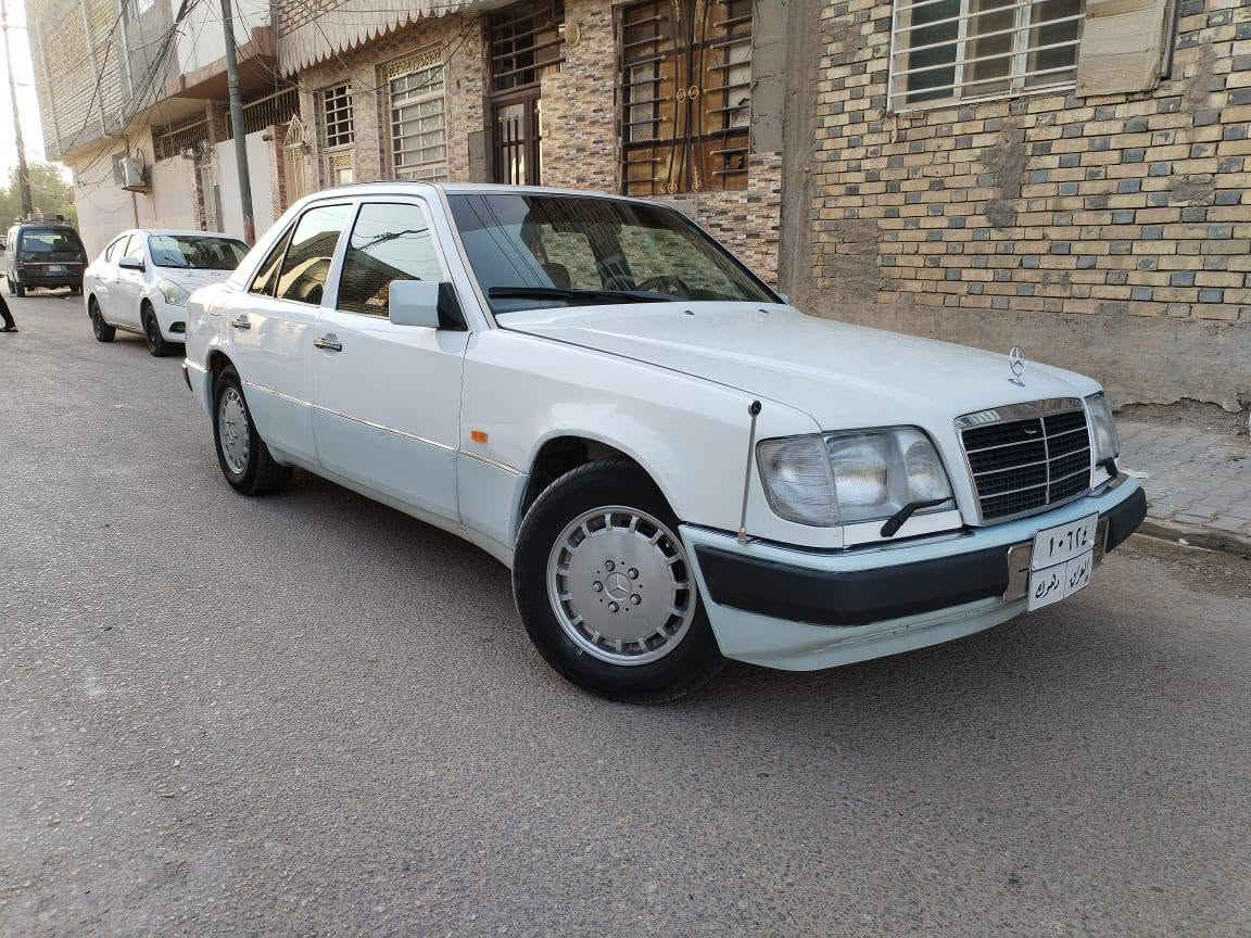 السلام عليكم مرسيدس دب موديل87 محدثة بيبي محرك كير ففتي جدد / حدادية امامي خلفي جديدة جاهزة من كولشي تبريد ثلج تريد وكالة او تحويل بكيفك مكانه نجف السعر 43 بيه مجال قليل  اتصال واتساب *********** $$ ***********

