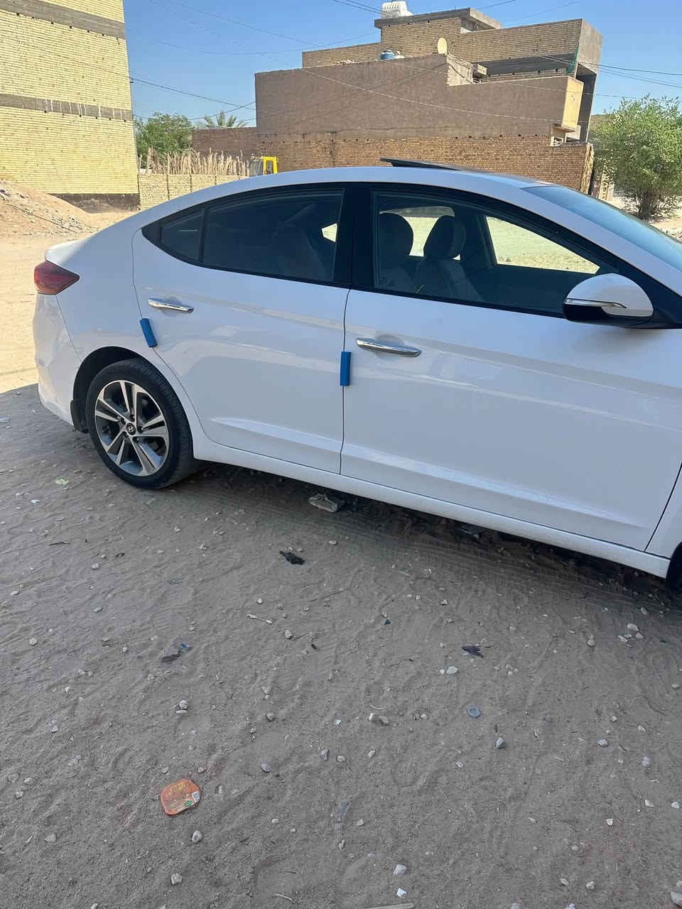 النتر ١٩ خليجي مكفوله رقم بغداد باسمي فول مواصفات 
السعر ١٤٥ وبيه مجال للاتصال ‭***********‬
مكانه كربلاء

