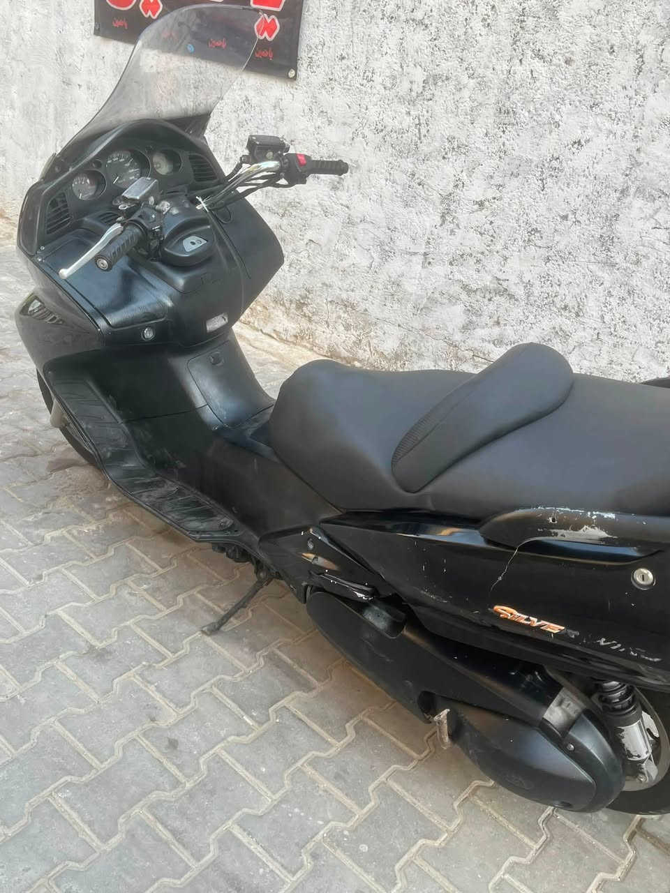 سلام عليكم سلفر ونج محرك ٦٠٠ دراجة جاهزة ومكفولةشلعة ومعدل شك لكاع سعر ١٤ وبيهة مجال قليل مكاني حي اور ***********
