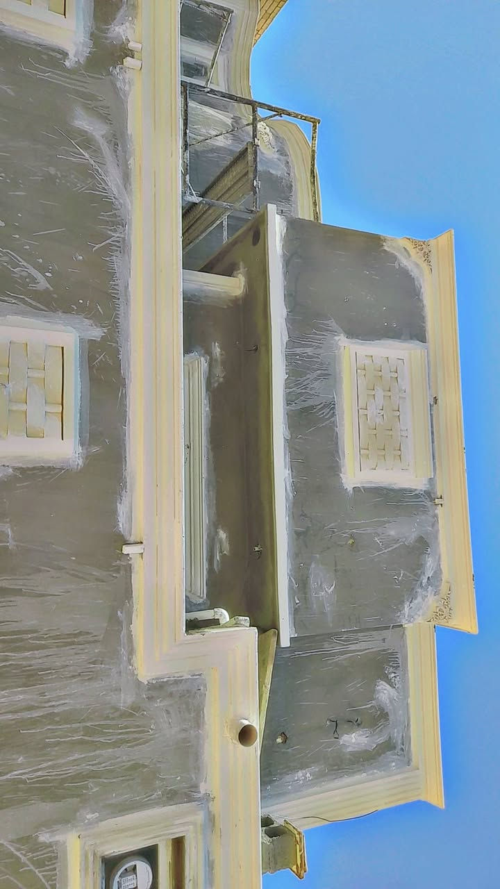 يوجد لدينا كادر لشغل واجهيات ولبخ وصبغ كادر من الرمادي والاتصال على رقم تالي 
***********
