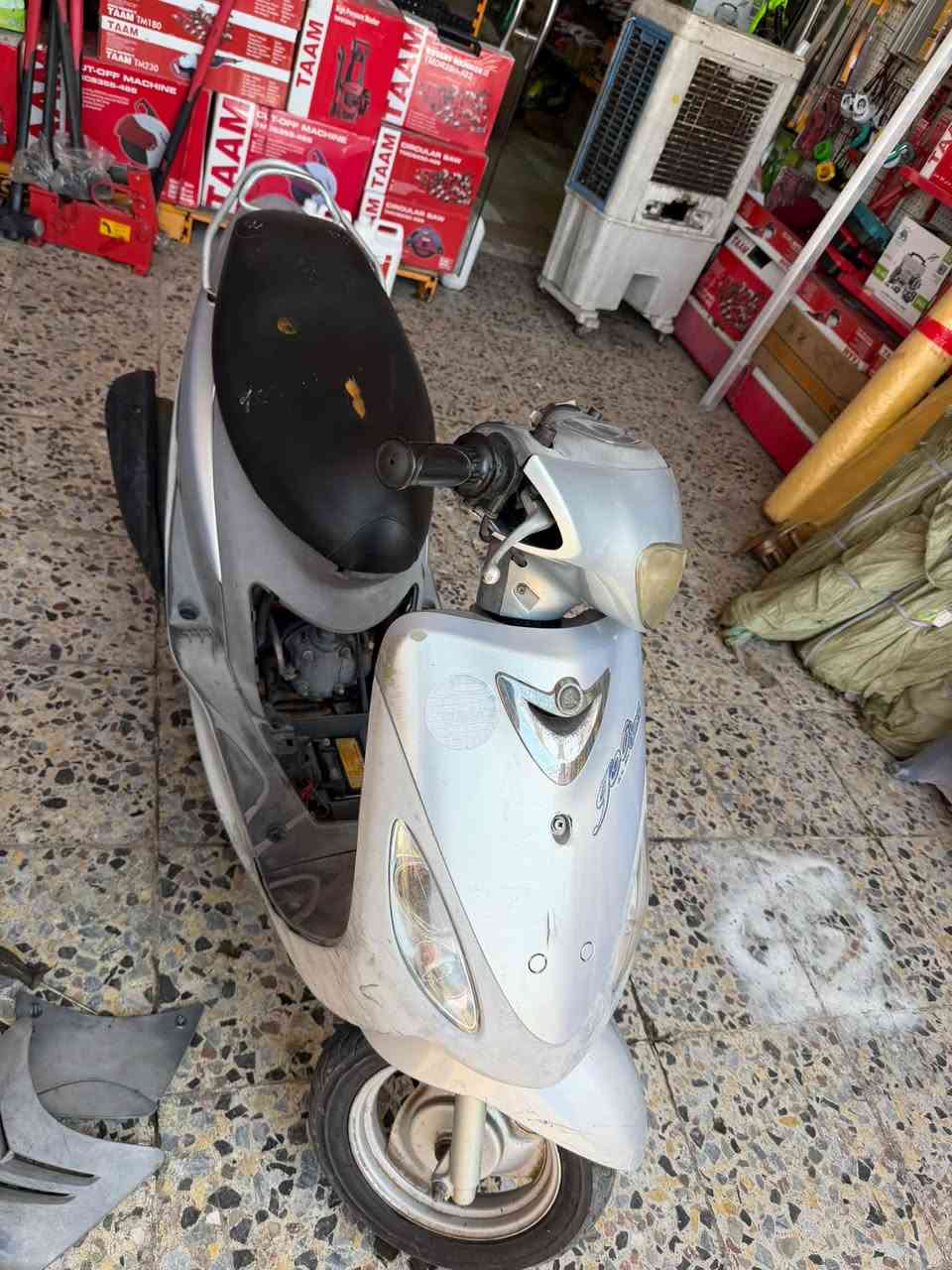 سلام عليكم دراجه ماكس منغوالي رنبه قبل سبوع منزلهه رنبه بيهه بعدهه كرتون    سعر 800 بيهه مجال عنوان بغداد كماليه ***********
