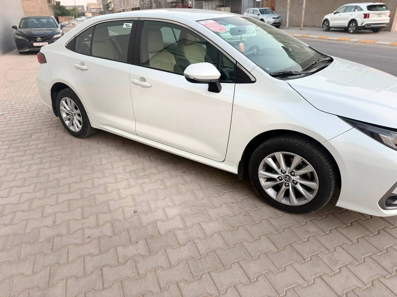 السلام عليكم
كورلا2024 خليجي بانزين جيهان

فول مواصفات بدون سلايت

رقم اربيل 

ماشيه 62000كم

مواصفاتها 

محرك 1.8 

بصمه 

بصمة ابواب استشعار 

حساس امامي خلفي 

تحكمات ستيرن جهتين

شاشه ديجتال 

كامره

تبريد قطعتين 

اشاير بالمري 

مري شفط كهرباء 

نظامين قيادة sport و normal

نظامeco
الاتصال /***********

مكان تكريت 

السعر 176
