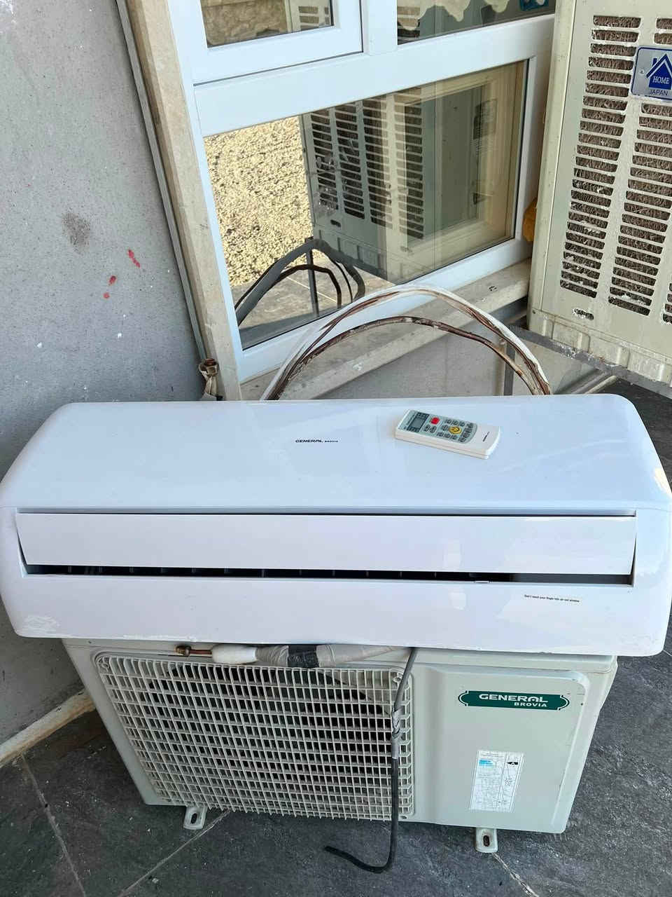 سبلت طن ونص فول نظافة فقط ماعون مشعول ابيعو بسعر تفليش ***********
