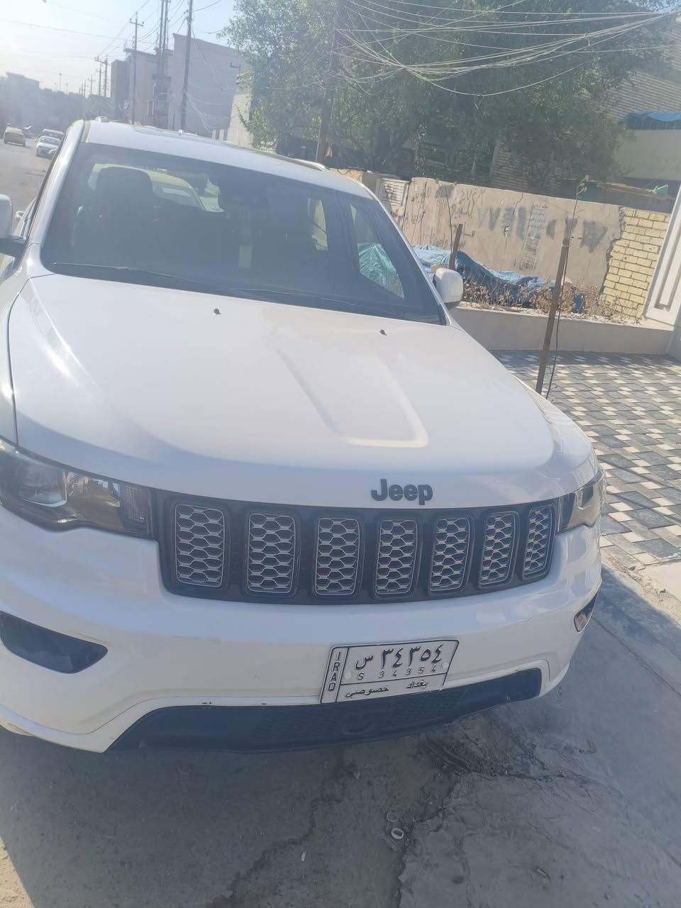 السلام عليكم
جيب شيروكي ٢٠٢١ وارد امريكي ماشية ١٧ الف فقط نضافة ١٠٠٪ تقريرها غرك بدون حادث باسمي فتحة ب القمارة دفع رباعي سبورت رياضي السعر ٢٧٥ ورقة العنوان بغداد الطالبية 
***********/***********
