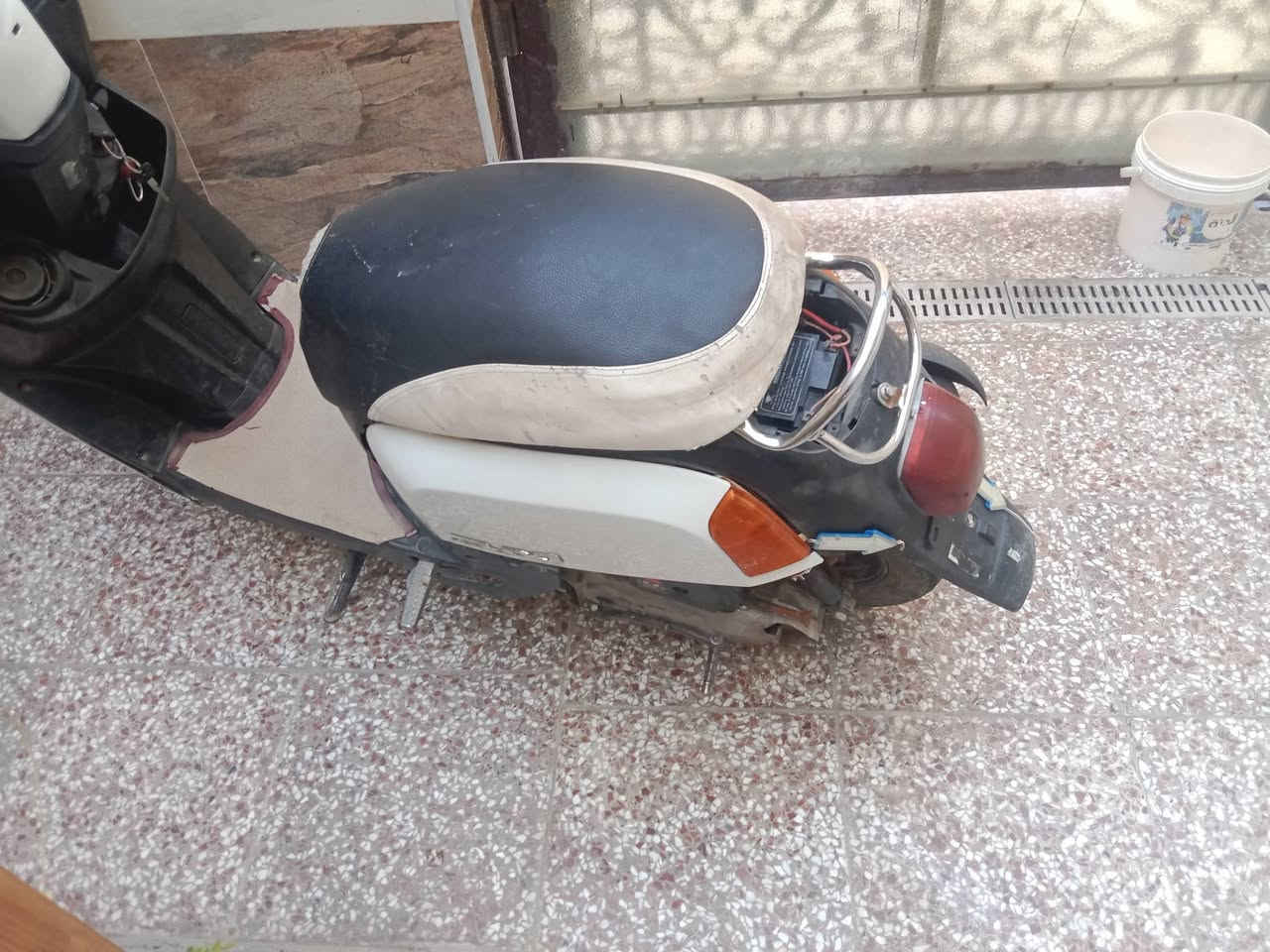 سلام عليكم دراجه ماكس بوليسي شغاله هندر كهربائيات شغاله جانت متروكة هسة شغلتها بيها صوت قليل من الصالنصة أبيع كوم حديد سعره 350 مكاني بغداد البلديات *********** اتصال فقط خاص مامتواجد
