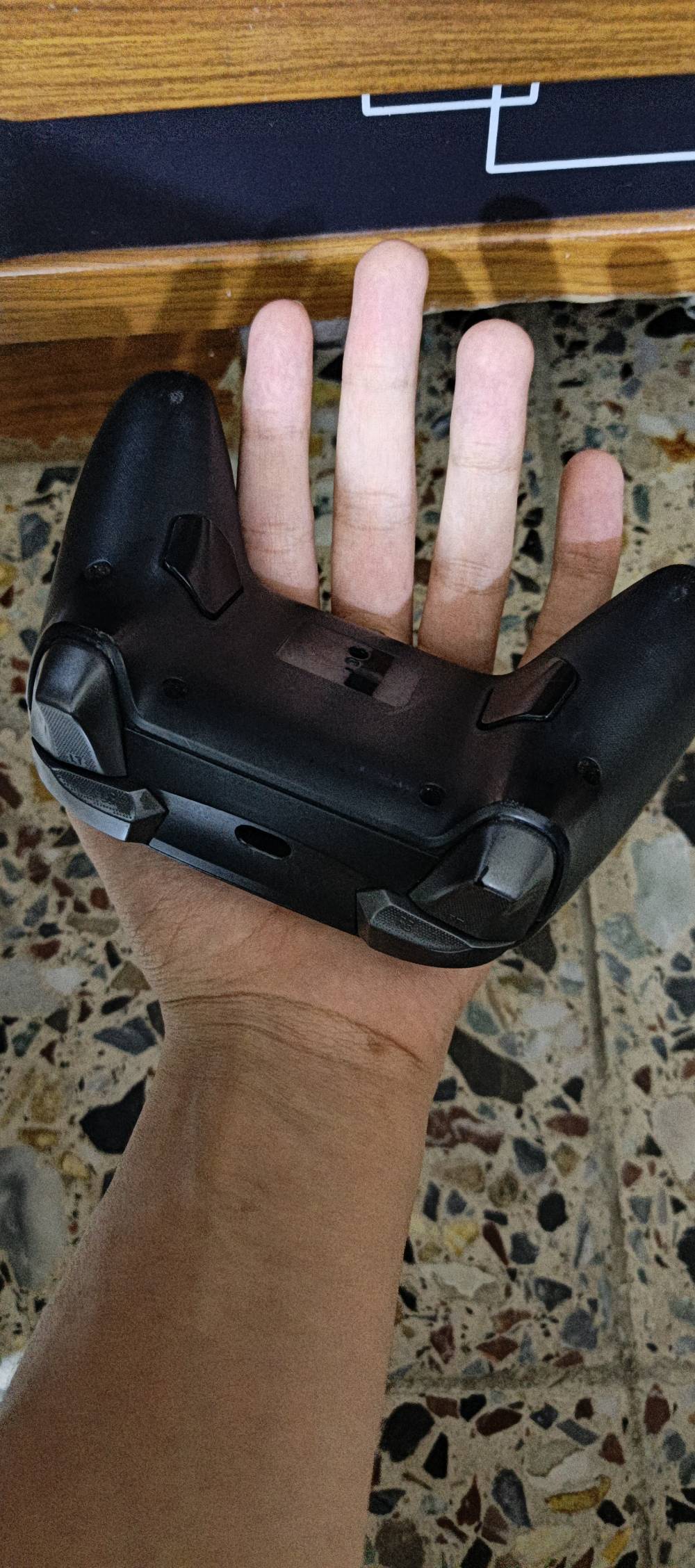 اكس بوكس ون • نضيف • يدتين