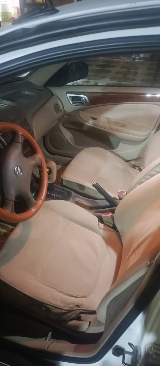 السلام عليكم
سيارة موديل 2006
بيها قطعة وحدة باب السكن صبغ 
الصدر الكهربائيات بشرط فول كفالة والسيارة بأسمي
السنوية ل2032
الرقم للتواصل ***********
