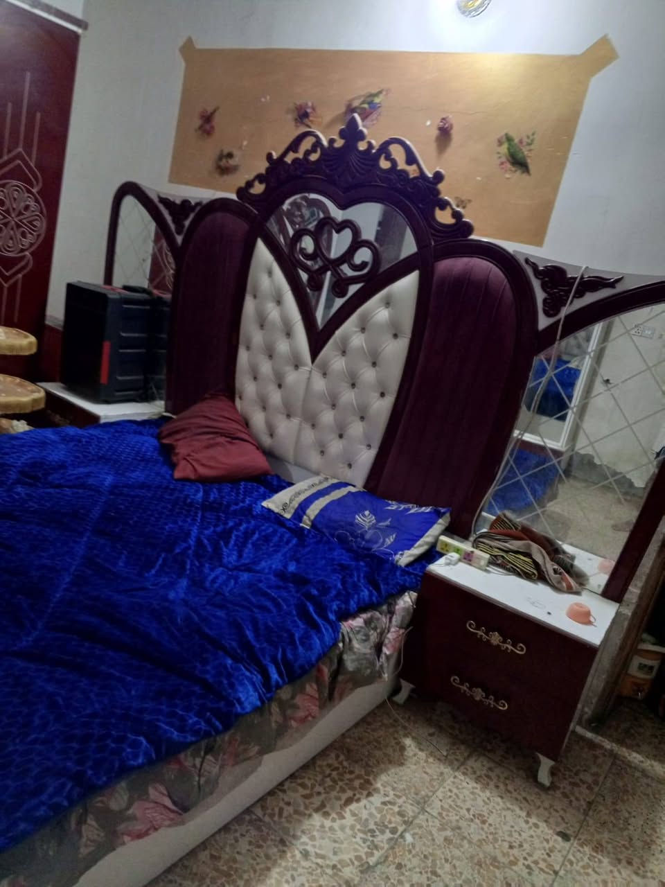 من رخصة الادمن المحترم :
متوفر للبيع غرفة اخشاب تركيه ضخمه خشب قوي جدا 8 قطع بالواقع احلى من الصور السعر 300 وبيها مجال قليل جدا بيع مستعجل المكان بغداد الرشاد *********** متاح واتساب واتصال
