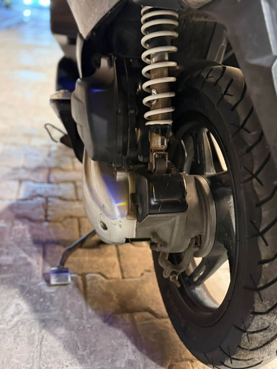 سلام عليكم....
دراجة (PSX)...(جيل الاول)  
🛵للبيع  ماشيه 6 الف حقيقي مامتعوبه
دراجة شلعه معدل كهربائيات كلهه شغاله 
دراجة جديده  بلادية
أي نقص مابيهة دراجه مكفوله كفاله عامه بشرط علفحص اذا برغي مفتوح ترجع دراجة مال جناي 
جيب فيتر وتعال افحص مستعجل على بيعتهه السعر مليون و200
العنوان بغداد  الكرخ  الاستفسار الاتصال على الرقم 📞***********
