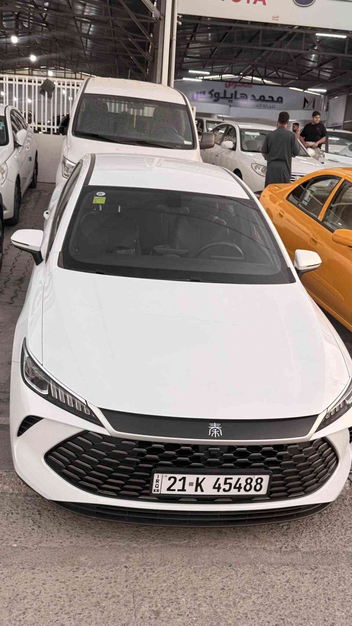 سلام عليكم 
byd
كن بلاص ارغب شكل 
وسعر كلش مناسب 
2025
رصعه وحده بالهلال منزلها 
ماشيه 19000km
مكاني كركوك
*********** كركوك, العراق
