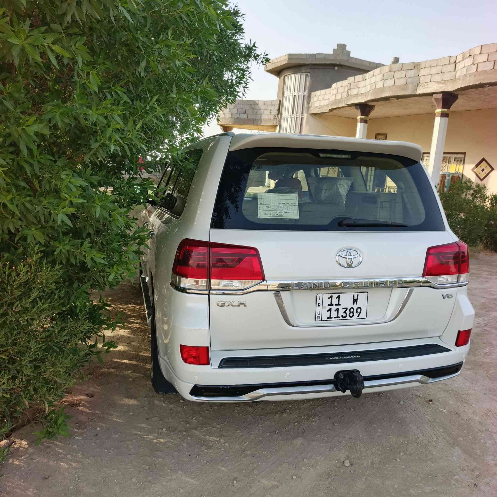 لاندكروزر • ٢٠١٦ • رقم بغداد