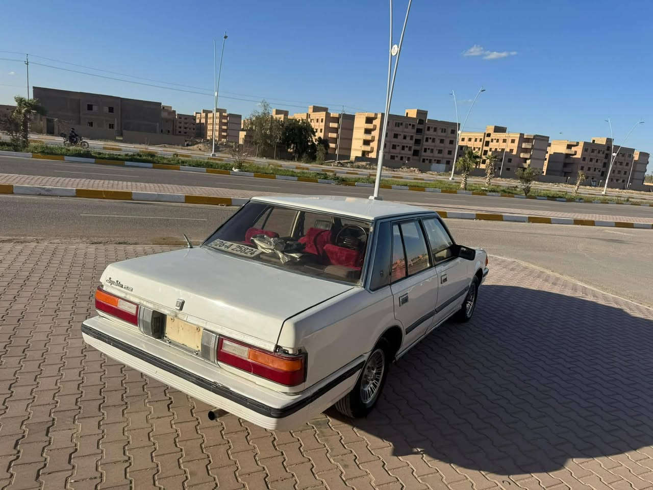 سوبر موديل ٨٥ رقم صلاح الدين الجديد شرط التحويل سنوية لل٣١
گير ومحرك vvt 
 داخل ماروني 
4 جام كهربائي 
كهربائيات شغالة +زنون اوف وايت عالي وناصي 
سستم سماعات + مسجل جديد 
سيارة يرادلها ترتيب 
محرك بداية تبخير 

السعر ٣٢ وبي مجال 
***********
